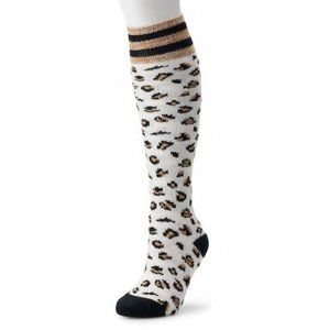 Women's Cheetah socks NWT
